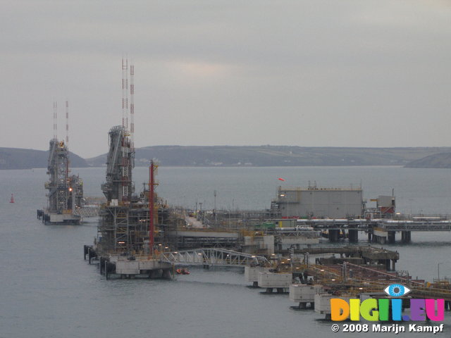 SX01199 Oil rigs in Milford Haven